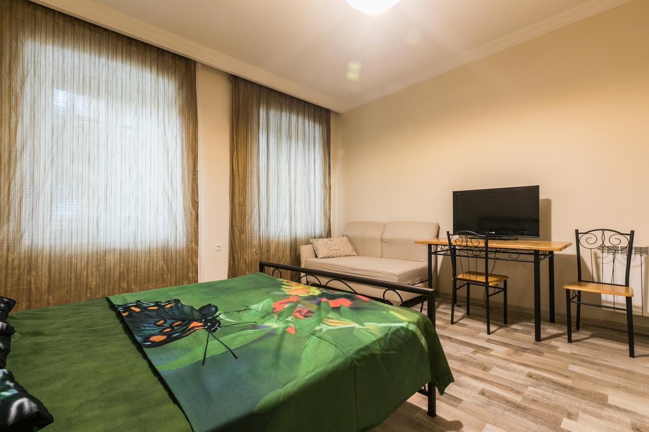 New Life Apartments Tbilisi Ngoại thất bức ảnh