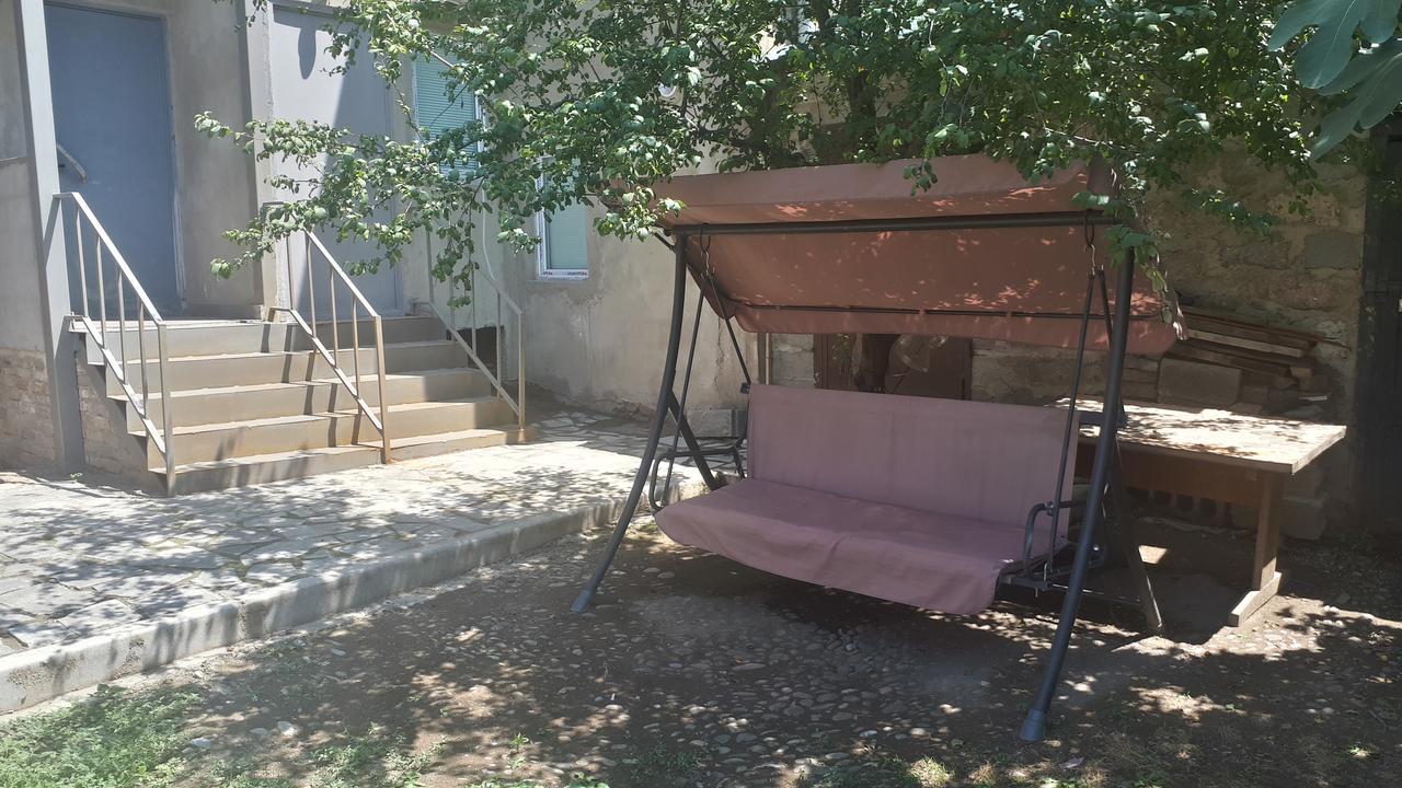 New Life Apartments Tbilisi Ngoại thất bức ảnh